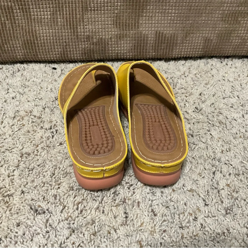 Aomigoct sandals for women’s size 42 yellow soft leather - Picture 7 of 8